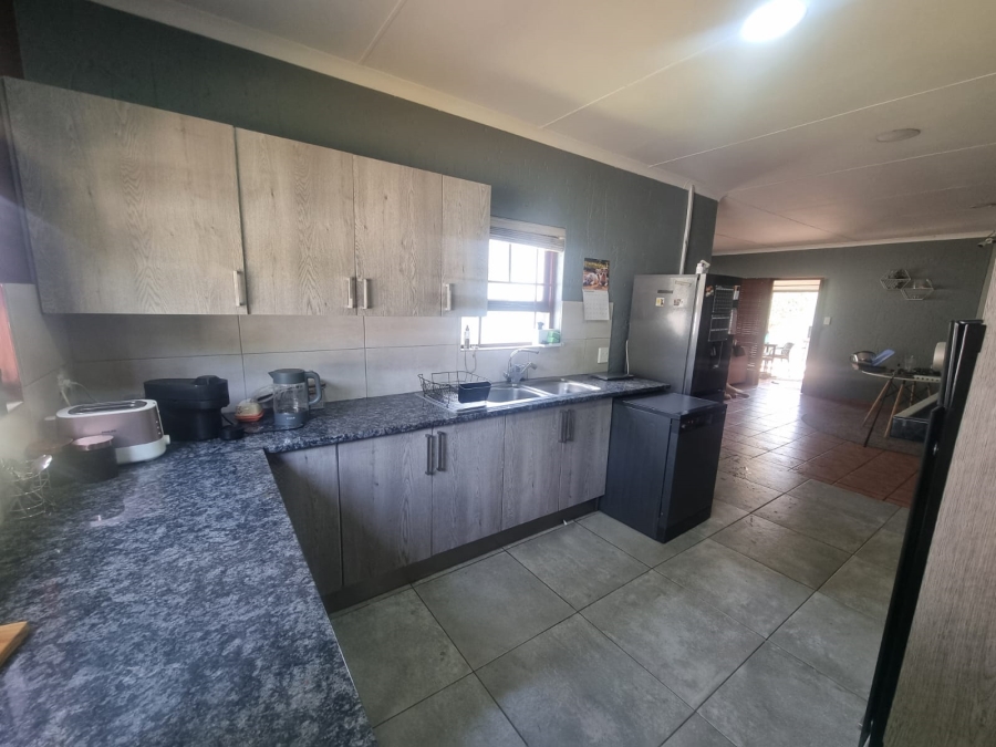 2 Bedroom Property for Sale in Vaalpark Free State